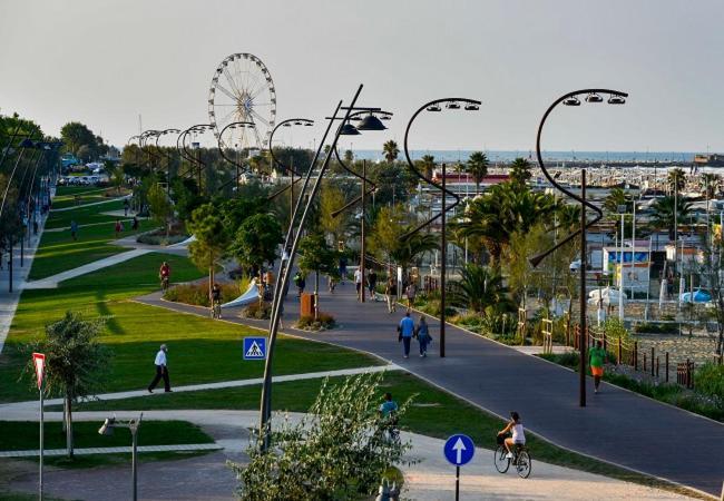 Hotel Mia Restaurant Airport Римини Екстериор снимка