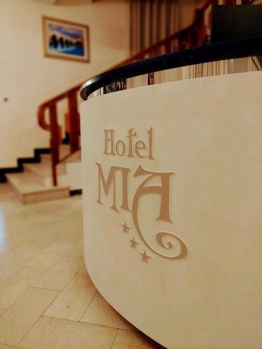 Hotel Mia Restaurant Airport Римини Екстериор снимка